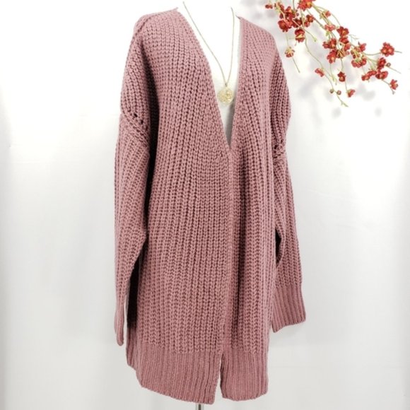 RD Style Sweaters - NWOT, RD Style Oversized Chunky Knit Cardigan